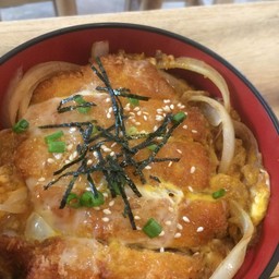 ข้าวหน้าหมูทอดไข่ข้น