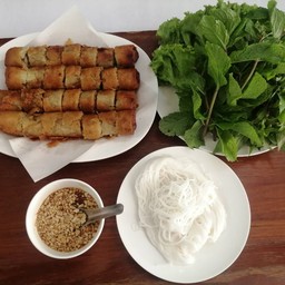 ปอเปี๊ยะทอด 4 เส้น