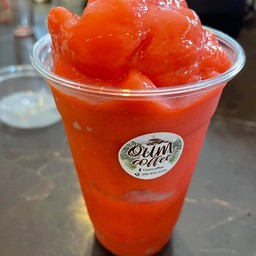 สตอเบอรี่ปั่น