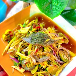 เจ๊แป๋มผลไม้สด กระท้อนซิ่ง ส้มตำยำแซบ