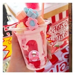 น้ำสับปะรดเกร็ดหิมะ