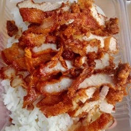 หอมหมู ข้าวหมูทอด เจ้จุ๋ม (เยื้องๆอาชีวะชุมพร ตรงข้ามซอยแขก)