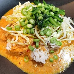 ขนมจีนน้ำยากะทิลูกชิ้น