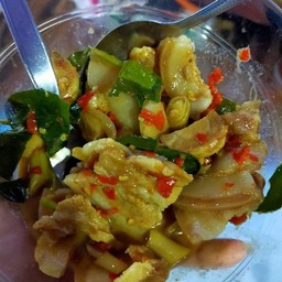 สามชั้นรวนน้ำปลาร้า