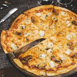 พิซซ่าซีฟู้ด