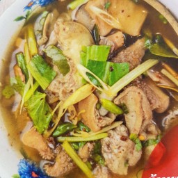 ต้มแซ่บเครื่องในวัว ม.