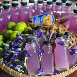 ก๋วยเตี๋ยวไก่มากมาย