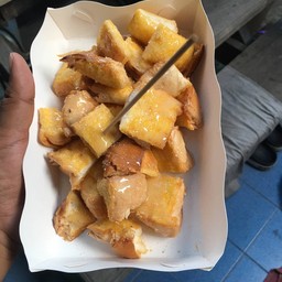 ฟาริก เบอร์เกอร์ไก่กรอบ (ร้านในบ้าน) สินทิวาธานี เฟสตลิ่งชัน