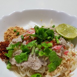 ก๋วยเตี๋ยวหมูน้ำใส สูตรโบราณ