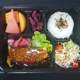 เซท ปลาแซลม่อนย่างซีอิ๊ว