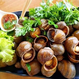 ลองชิมเบิ่ง by tapan