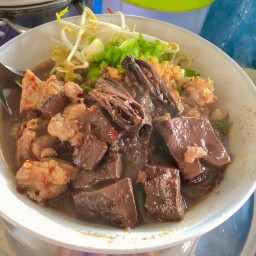 สามสาว(บ้านศรีพันต้น)