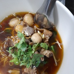 เกาเหลาหมูตุ๋น