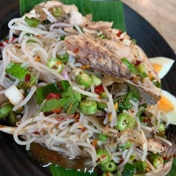 ยำขนมจีนปลาทู