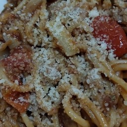 สปาเก็ตตี้หซอสมะเขือเทศหมู