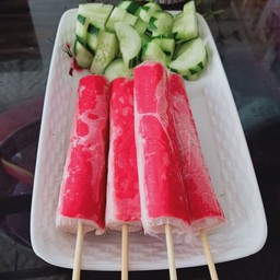 ลูกชิ้นทอดน้ำจิ้มแซ่บ หนองแคน