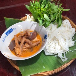 ร้านขนมจีนปากบาน