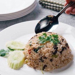 ข้าวผัดเนื้อเค็ม