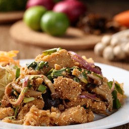 ยำไก่แซ่บเจ