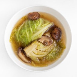 กะหล่ำตุ๋นเห็ดหอม