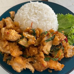 กะเพราไก่กรอบ