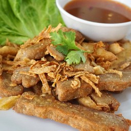 อกไก่เจทอดกระเทียม