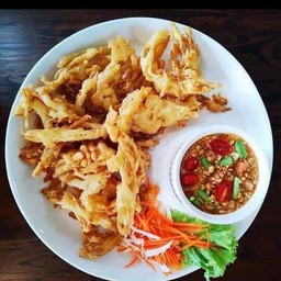 ส้มตำทอด