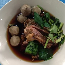 เกาเหลาเนื้อวัวใหญ่