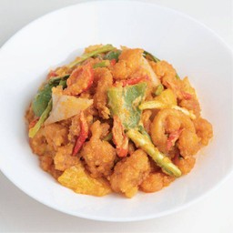 หมึกสดผัดซอสไข่เค็ม