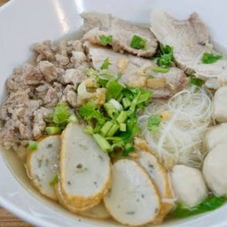 เจ้ตุ๋ยก๋วยเตี๋ยวเนื้อปากบ่อ