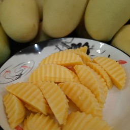 มะม่วงแก้วขมิ้น