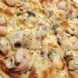 พิซซ่าซีฟู้ด(ปูอัด ปลาหมึก กุ้ง)