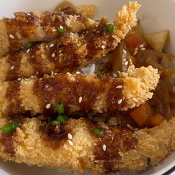 คัทสึด้งไก่ทอด