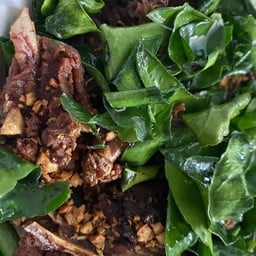 เป็ดคั่วซอสใส่ใบมะกรูด (เล็ก)