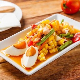 ตำไทยข้าวโพดไข่เค็ม