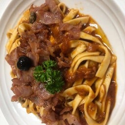 105 FETTUCCINE AMATRICIANA