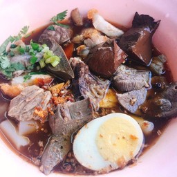 เกาเหลาก๋วยจั๊บ