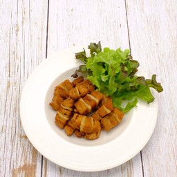 สามกรอบทอด Fried crispy plant-based meat