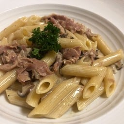 79 Penne Panna Prosciutto E Funghi