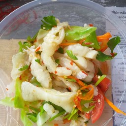 ยำเล็บมือนาง