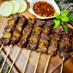 เนื้อย่างเจ๊เตย-โคขุนโพนยางคำ[เปิด 11โมง- 2ทุ่ม(หยุดวันเสาร์)]