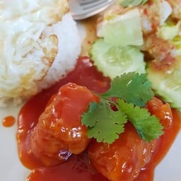 ข้าวราดปลาสามรส