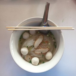 ก๋วยเตี๋ยวน้ำใสต้มยำ by เจ๊ไนท์