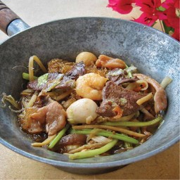 ผัดจับฉ่ายไหหลำ