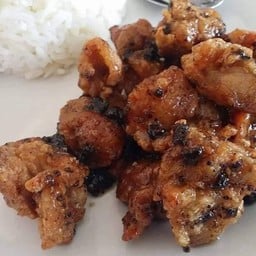 ไก่คั่วพริกเกลือเป็นกับข้าว