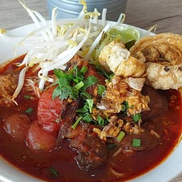 ขนมจีนน้ำเงี้ยวหมู