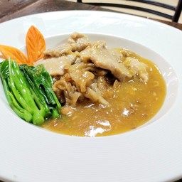 ราดหน้าหมูหมัก