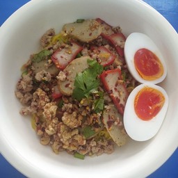 ก๋วยเตี๋ยวต้มยำโบราณ(ไม่มีไข่ต้ม เลือกเพิ่มเติมได้)