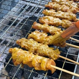 หมูสะเต๊ะ เมี่ยงปลาเผา ลาดพร้าว71 ลาดพร้าว71 ซอย.นาคนิวาส34