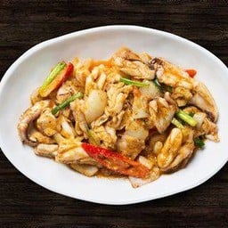 ปลาหมึกผัดไข่เค็ม